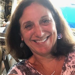 Meet your Posher, Nancy